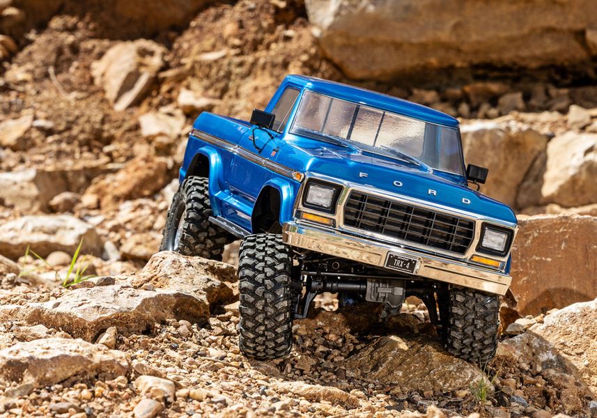 Traxxas 92144-4-BLK TRX-4 Crawler Ford F150 &acute;79 RTR Blue