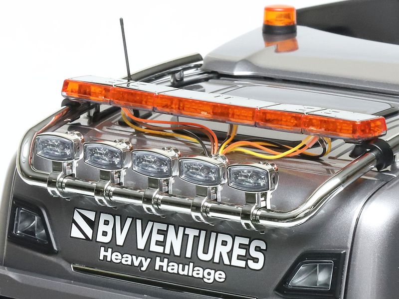 Tamiya 56376 SCANIA 8X4/4 PAINTED GUN METAL